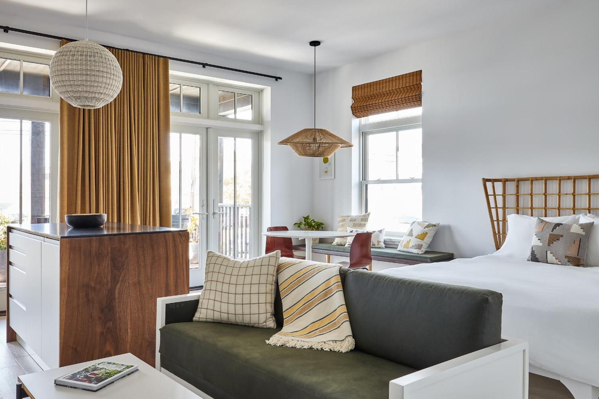 Lokal Hotel كيب ماي المظهر الخارجي الصورة